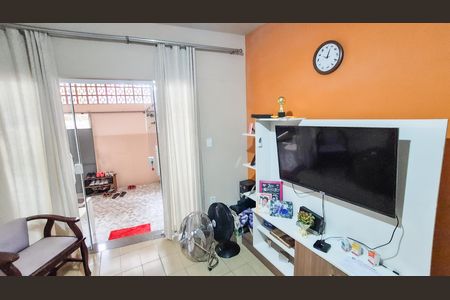 Casa à venda com 175m², 2 quartos e 1 vaga