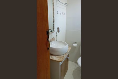 Casa à venda com 149m², 2 quartos e 4 vagas Casa à venda com 149m², 2 quartos e 4 vagasBanheiro
