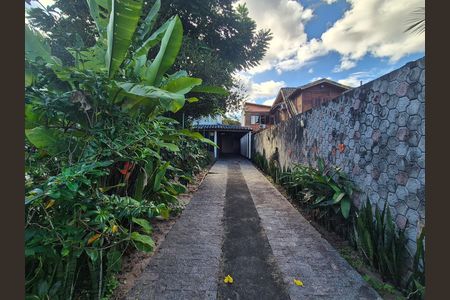 Casa para alugar com 940m², 4 quartos e 5 vagas Casa para alugar com 940m², 4 quartos e 5 vagasÁrea comum