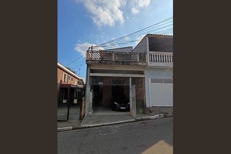 Casa à venda com 157m², 2 quartos e 1 vaga Casa à venda com 157m², 2 quartos e 1 vagaGaragem