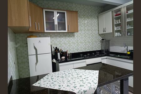 Casa à venda com 157m², 2 quartos e 1 vaga Casa à venda com 157m², 2 quartos e 1 vagaCozinha