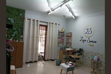 Casa à venda com 157m², 2 quartos e 1 vaga Casa à venda com 157m², 2 quartos e 1 vagaSala