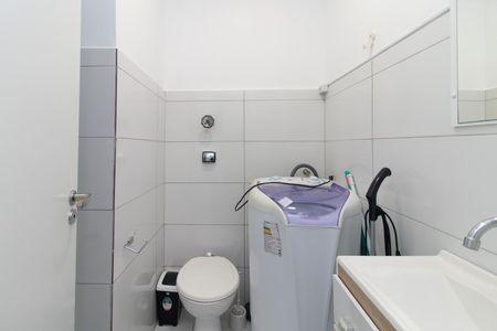 Banheiro de apartamento para alugar com 1 quarto, 23m² em Praia de Belas, Porto Alegre