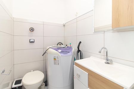 Banheiro de apartamento para alugar com 1 quarto, 23m² em Praia de Belas, Porto Alegre