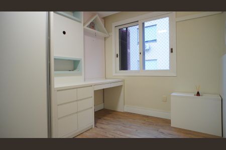 Apartamento à venda com 265m², 3 quartos e 2 vagasQuarto 3