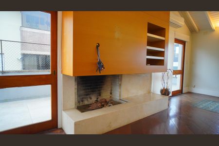 Apartamento à venda com 265m², 3 quartos e 2 vagasLareira 