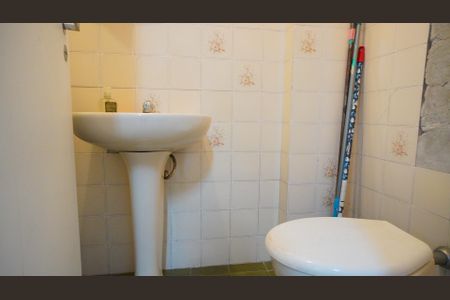 Apartamento à venda com 265m², 3 quartos e 2 vagasBanheiro de serviço 