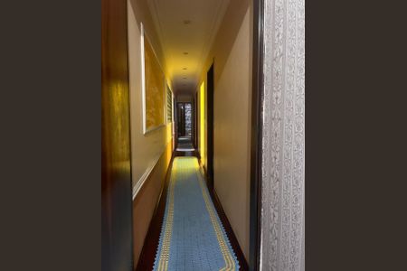 Casa para alugar com 368m², 4 quartos e 3 vagasCorredor