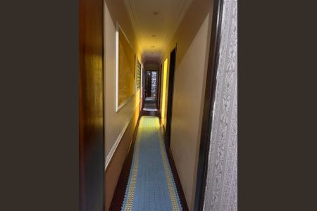 Casa para alugar com 368m², 4 quartos e 3 vagasCorredor
