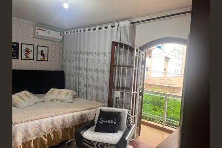 Casa para alugar com 368m², 4 quartos e 3 vagasQuarto 
