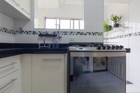 Apartamento para alugar com 55m², 2 quartos e 1 vaga Apartamento para alugar com 55m², 2 quartos e 1 vagaCozinha
