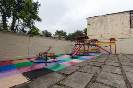Apartamento para alugar com 55m², 2 quartos e 1 vaga Apartamento para alugar com 55m², 2 quartos e 1 vagaÁrea comum - Playground