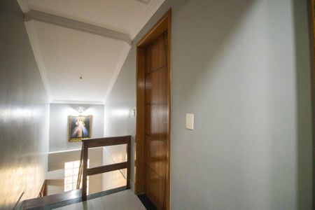 Casa para alugar com 225m², 2 quartos e 2 vagas Casa para alugar com 225m², 2 quartos e 2 vagasCorredor
