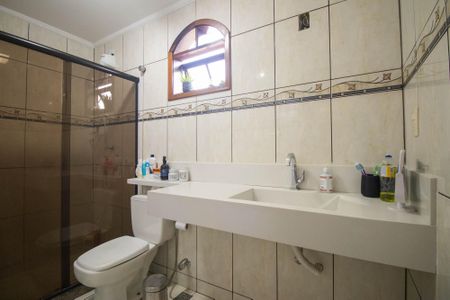 Casa para alugar com 225m², 2 quartos e 2 vagas Casa para alugar com 225m², 2 quartos e 2 vagasBanheiro da Suíte 1