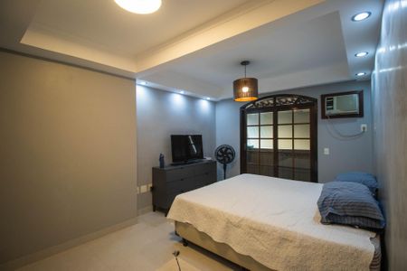 Casa para alugar com 225m², 2 quartos e 2 vagas Casa para alugar com 225m², 2 quartos e 2 vagasSuíte 1