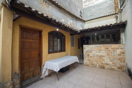 Casa para alugar com 225m², 2 quartos e 2 vagas Casa para alugar com 225m², 2 quartos e 2 vagasÁrea de Serviço