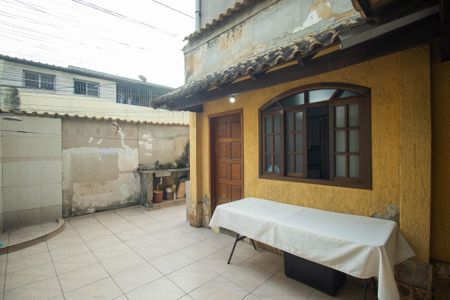 Casa para alugar com 225m², 2 quartos e 2 vagas Casa para alugar com 225m², 2 quartos e 2 vagasÁrea de Serviço