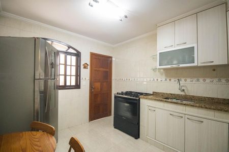 Casa para alugar com 225m², 2 quartos e 2 vagas Casa para alugar com 225m², 2 quartos e 2 vagasCozinha