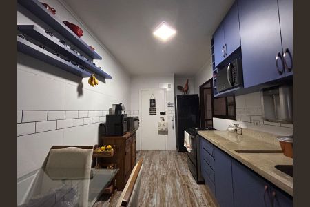 Apartamento à venda com 144m², 3 quartos e 2 vagasCozinha