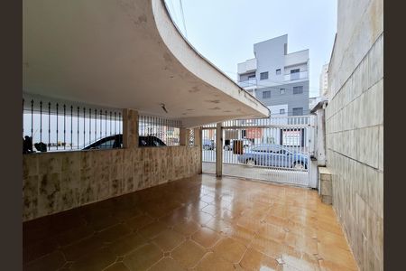 Garagem de casa à venda com 3 quartos, 126m² em Vila Isolina Mazzei, São Paulo