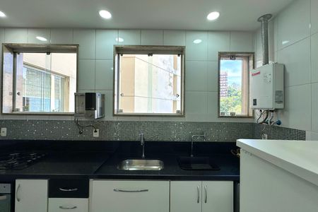 Apartamento para alugar com 120m², 2 quartos e sem vaga