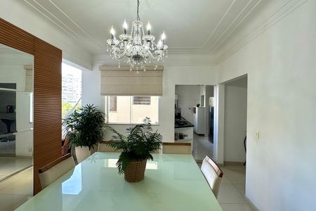 Apartamento para alugar com 120m², 2 quartos e sem vaga