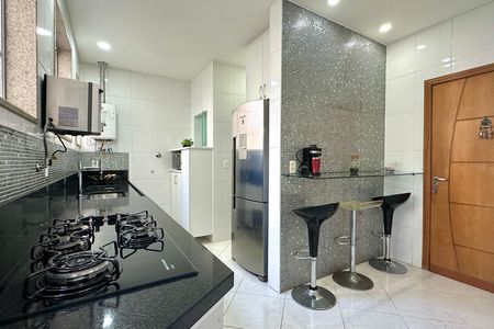 Apartamento para alugar com 120m², 2 quartos e sem vaga