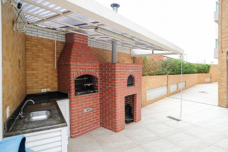 Apartamento à venda com 76m², 2 quartos e 2 vagasChurrasqueira