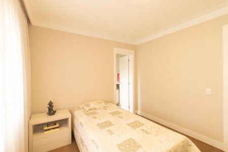 Casa de condomínio à venda com 430m², 6 quartos e 3 vagas Casa de condomínio à venda com 430m², 6 quartos e 3 vagasQuarto 2 Suite 2