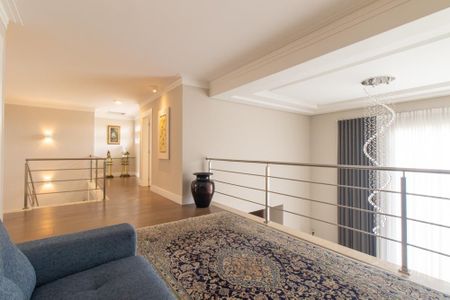 Casa de condomínio à venda com 430m², 6 quartos e 3 vagas Casa de condomínio à venda com 430m², 6 quartos e 3 vagasSala 2