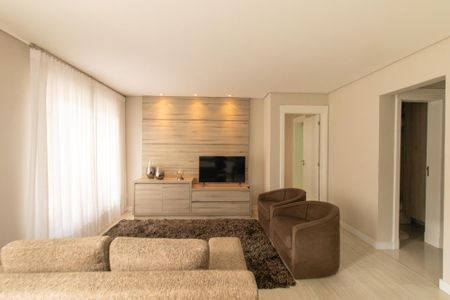 Casa de condomínio à venda com 430m², 6 quartos e 3 vagas Casa de condomínio à venda com 430m², 6 quartos e 3 vagasSala/Cozinha