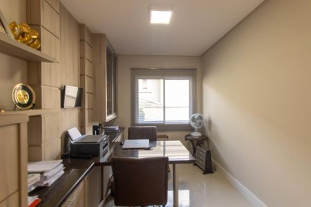 Casa de condomínio à venda com 430m², 6 quartos e 3 vagas Casa de condomínio à venda com 430m², 6 quartos e 3 vagasEscritorio