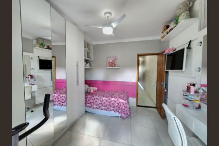 Casa à venda com 120m², 3 quartos e 2 vagasQuarto