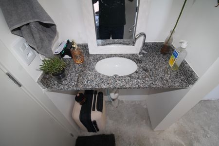 Apartamento para alugar com 40m², 2 quartos e sem vagaBanheiro