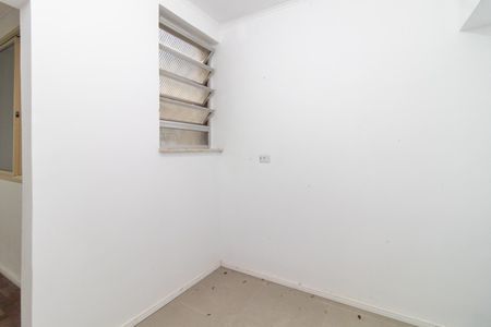 Apartamento à venda com 42m², 1 quarto e sem vaga Apartamento à venda com 42m², 1 quarto e sem vagaCozinha e Área de Serviço