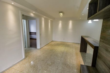 Apartamento à venda com 75m², 2 quartos e 2 vagasSala