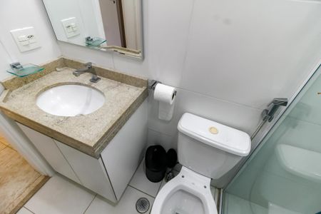 Apartamento à venda com 75m², 2 quartos e 2 vagasBanheiro Corredor