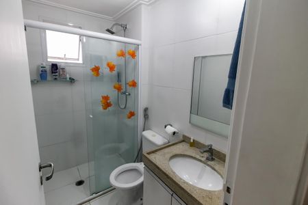 Apartamento à venda com 75m², 2 quartos e 2 vagasBanheiro da Suíte