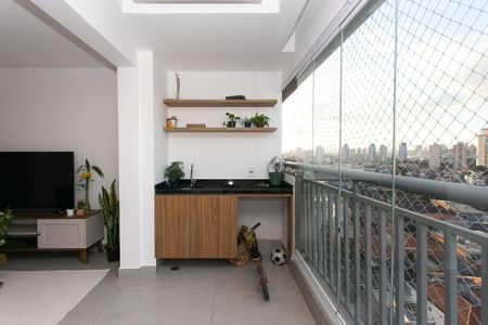 Apartamento para alugar com 75m², 2 quartos e 2 vagas Apartamento para alugar com 75m², 2 quartos e 2 vagasVaranda