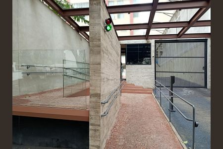 Apartamento à venda com 97m², 2 quartos e 1 vaga Apartamento à venda com 97m², 2 quartos e 1 vagaRampa de acesso externa