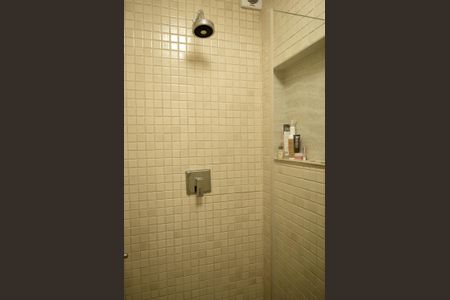 Apartamento à venda com 97m², 2 quartos e 1 vagaBanheiro da Suíte 2