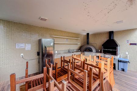 Apartamento para alugar com 55m², 2 quartos e 1 vagaÁrea comum - Churrasqueira