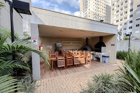 Apartamento para alugar com 55m², 2 quartos e 1 vagaÁrea comum - Churrasqueira