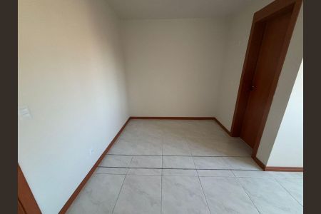 Apartamento para alugar com 30m², 1 quarto e 1 vagaSala / Quarto