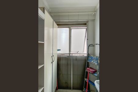 Apartamento à venda com 47m², 2 quartos e 1 vaga Apartamento à venda com 47m², 2 quartos e 1 vagaÁrea de Serviço