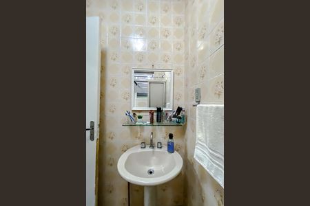Casa à venda com 600m², 8 quartos e 6 vagas Casa à venda com 600m², 8 quartos e 6 vagasBanheiro 2 (Casa 2)