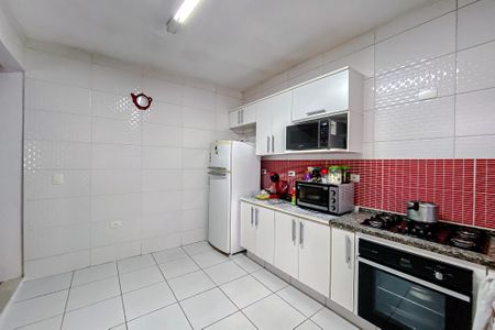 Casa à venda com 600m², 8 quartos e 6 vagas Casa à venda com 600m², 8 quartos e 6 vagasCozinha