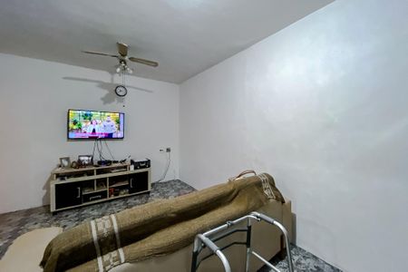 Casa à venda com 600m², 8 quartos e 6 vagas Casa à venda com 600m², 8 quartos e 6 vagasSala (Casa 2)