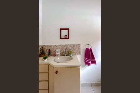Casa à venda com 600m², 8 quartos e 6 vagas Casa à venda com 600m², 8 quartos e 6 vagasBanheiro