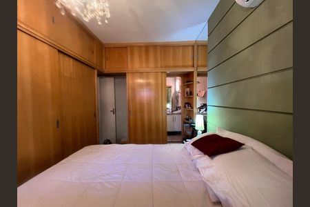 Casa à venda com 180m², 3 quartos e 10 vagas
